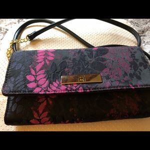 Cross body and clutches all new all names